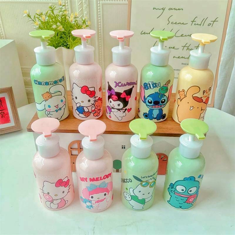 ขวดปั้มลายซาริโอ ขวดทรงสูงใส่ได้ทั้งสบู่ แชมพู ครีม ลายน่ารัก ความจุ 300 ml ใช้งานง่าย ลายน่ารักทุกแบบ