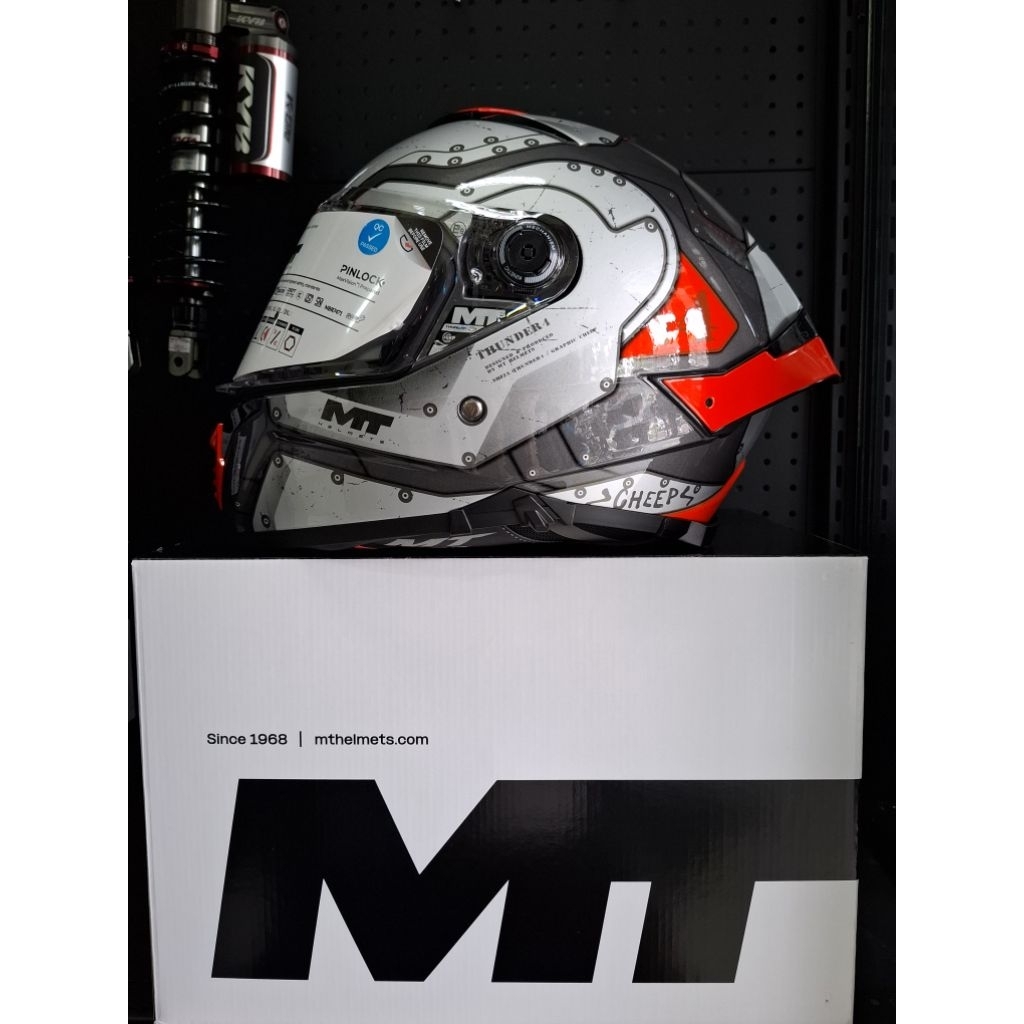 MT Thunder4SV หมวกกันน็อค Cheep B5 Gloss