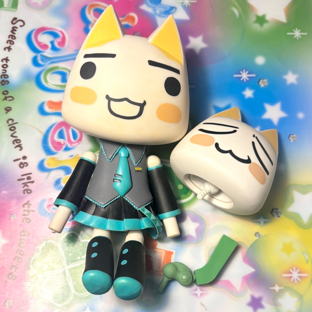 Doko Demo Issho Inoue Toro - Revoltech Hatsune Miku ☘️