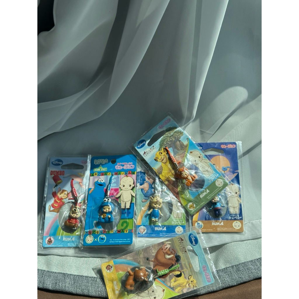 คิวพี พวงกุญแจ kewpie x Disney ของแท้จากญี่ปุ่น ของสะสม#พร้อมส่ง