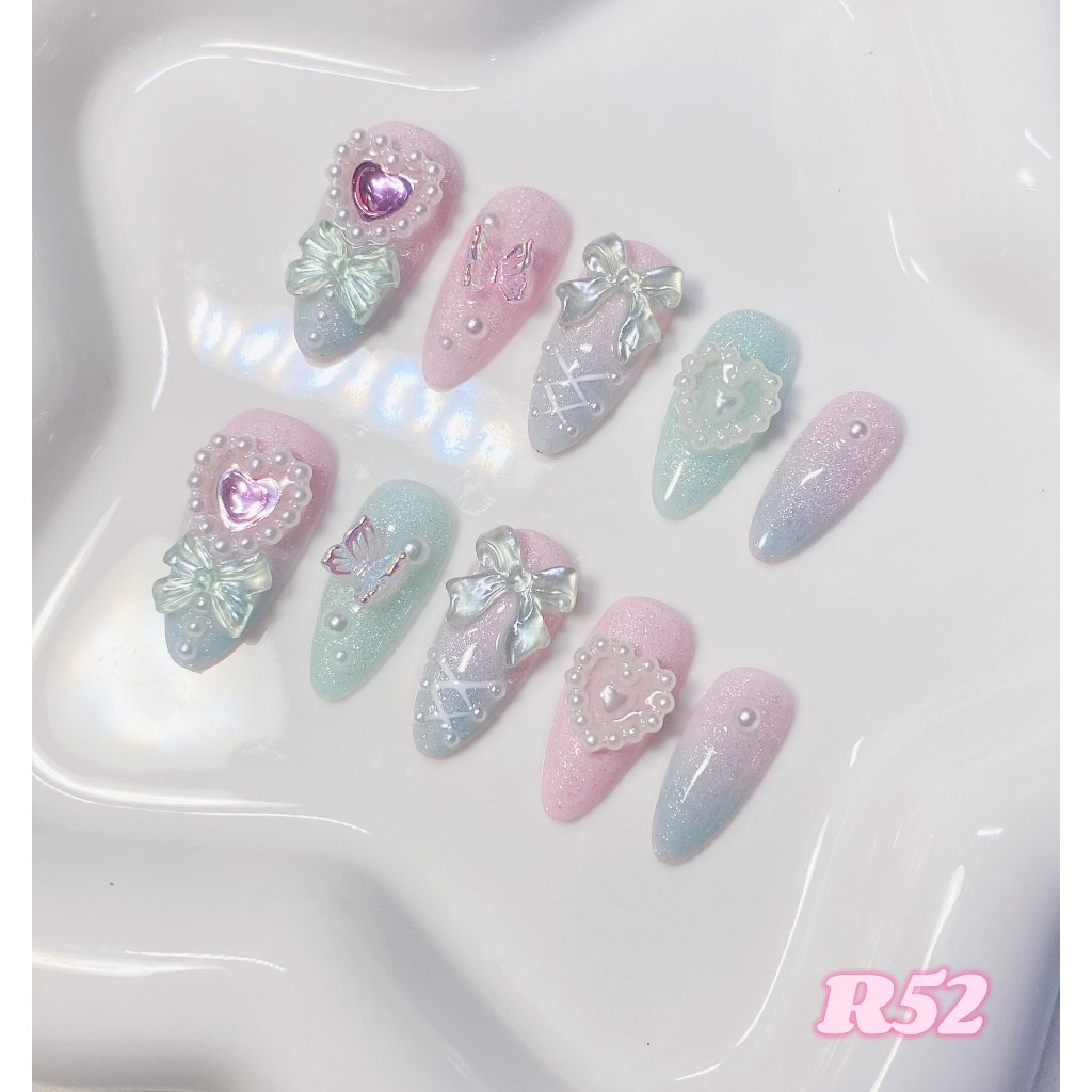 ೀ⋆｡ R52 เล็บเจลปลอมสีชมพูฟ้าลูกแก้ว cat eyes 🎀⭐️🤍