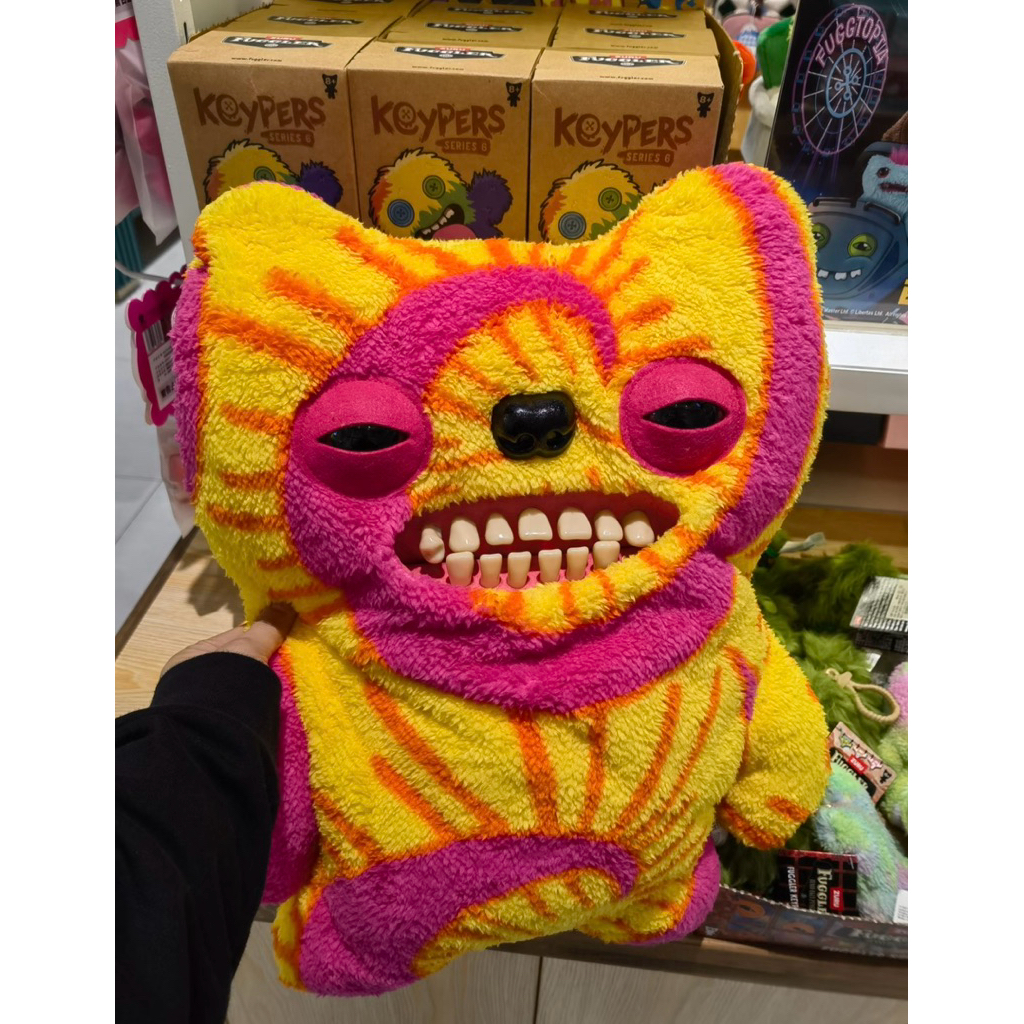 🔥พร้อมส่งจากไทย🔥 ตุ๊กตา Fuggler ยักษ์ เหลืองชมพู 47 cm Flugger bighug ของแท้