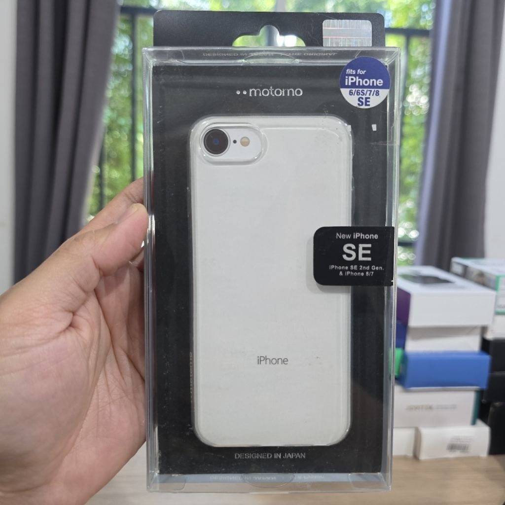 เคสมือถือ Motomo สำหรับ iPhone รุ่น 6/6S/7/8 และ SEเข้ากันได้กับ iPhone SE รุ่นที่ 2 และ iPhone 8/7 สินค้าสภาพใหม่ในแพ็ค