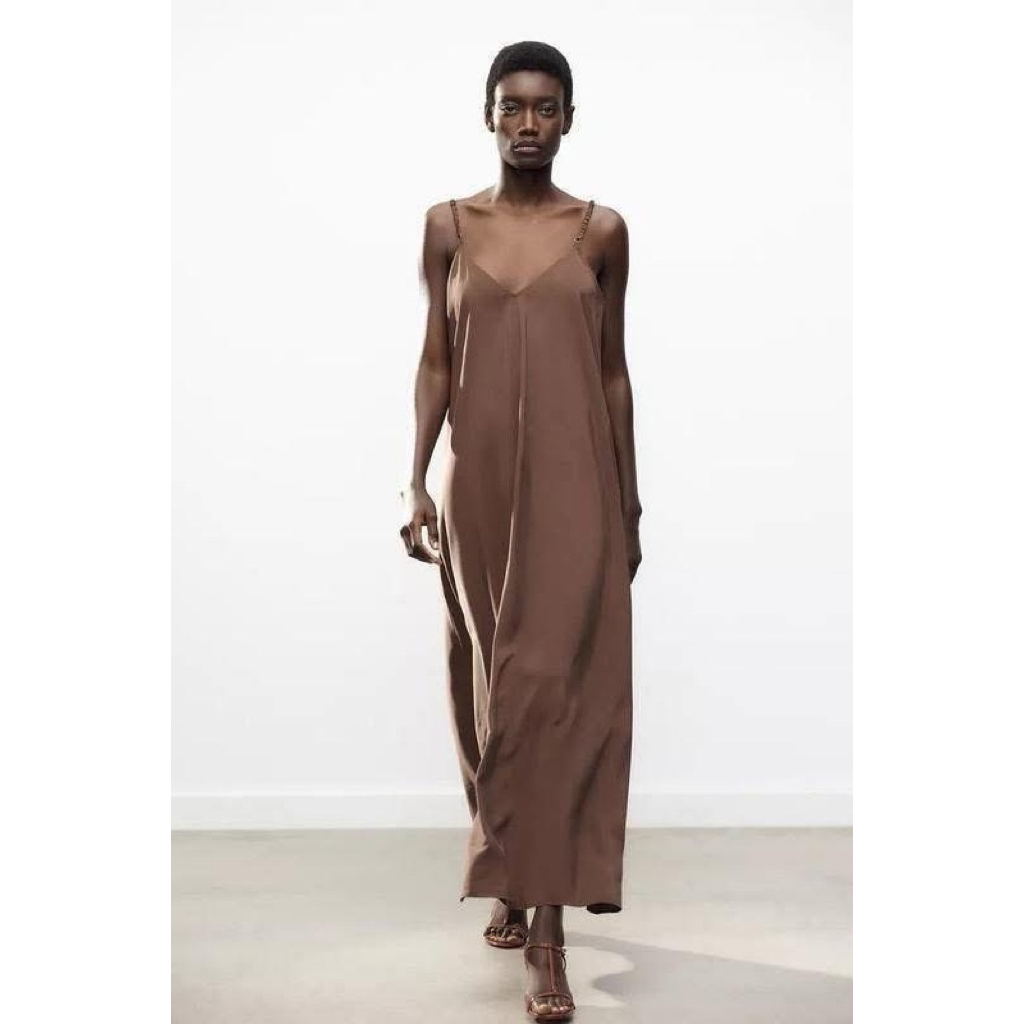 Zara midi dress 🤎🧡สวย หรู เซ็กซี่🤎🧡