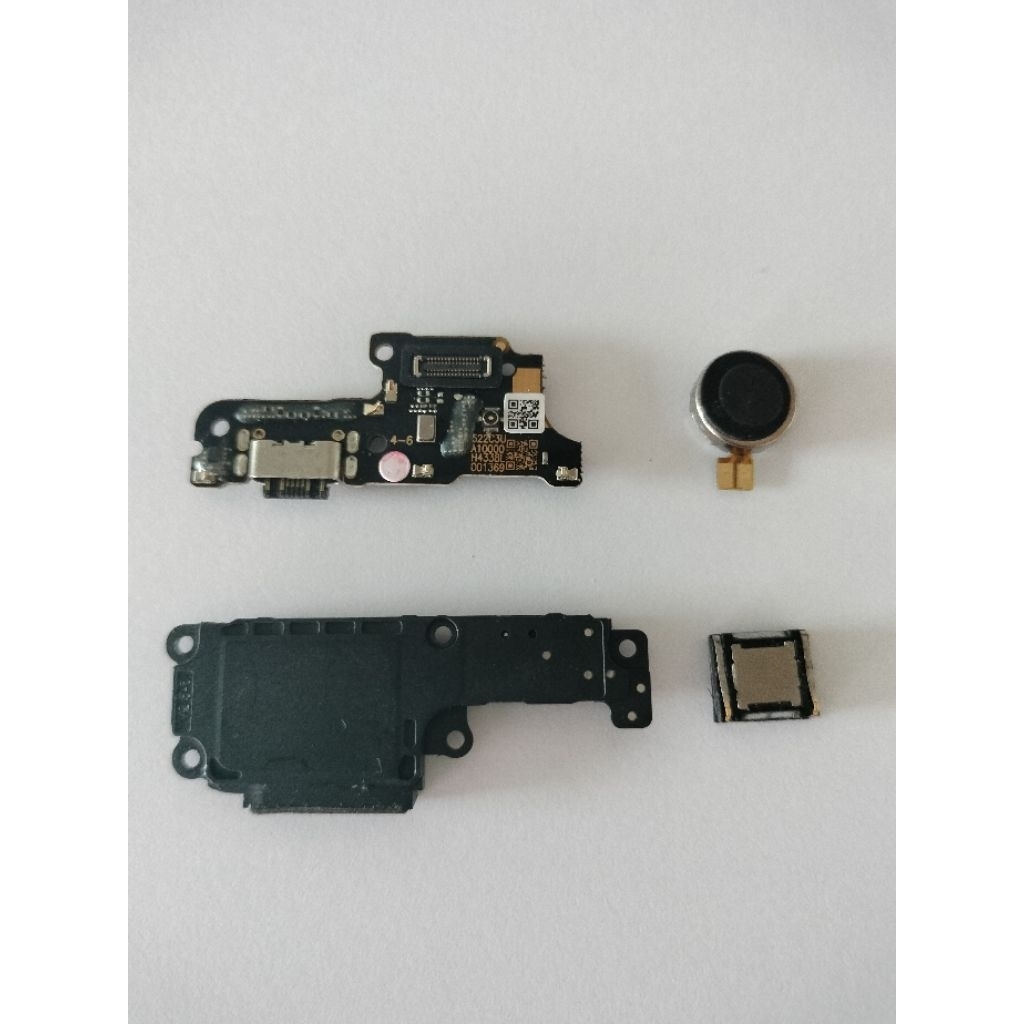 ชุดตูดชาร์จ+ ลำโพงนบ+ล่าง+ไมล์POCO C65(2310FPCA4G) ได้ทั้งหมด 4 ชิ้นทุกชิ้นพร้อมใช้งาน