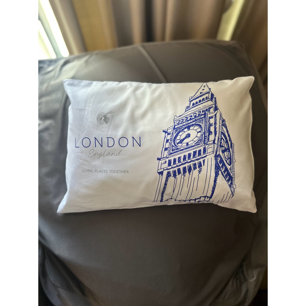 หมอนอิง qatar airways สำหรับชั้นธุรกิจ business class