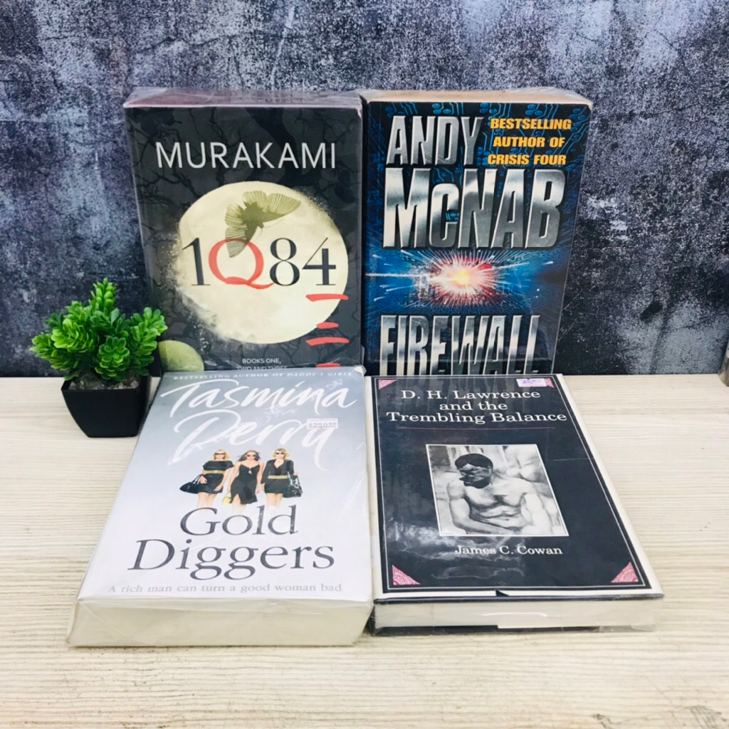 ภาษาอังกฤษ : ANDY MCNAB V1423 tasmina perry V1424 D.H.Lawrence V1425 MURAKAMI V1426