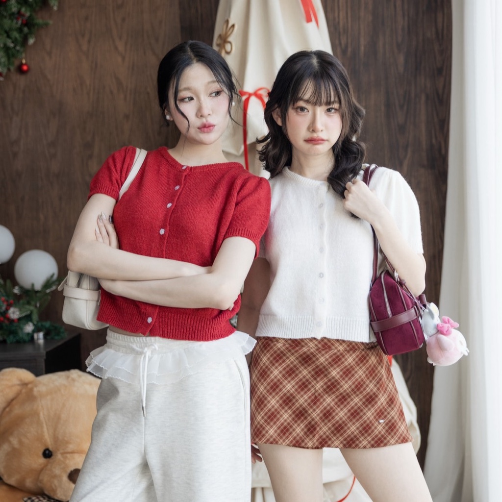 RIKA MERRY เสื้อไหมพรมกระดุมหน้า แขนตุ๊กตา