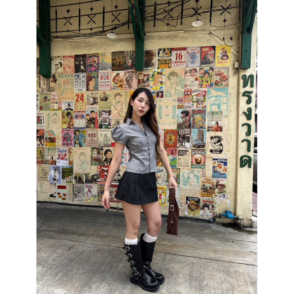 cherryshop พร้อมส่ง เสื้อเชิ้ตแขนสั้นลายทางสไตล์สาวฮอตอเมริกัน คอวี สไตล์สลิมฟิต ดีไซน์แบบกระดุมแถวเดียว รูปที่ 3
