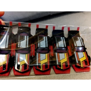 Hot Wheels Mad Manga มีรอยทุกคัน