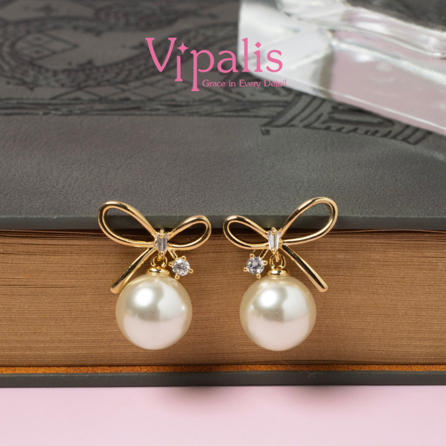 Vipalis ต่างหูมุกโบว์ ประดับเพชร CZ | ก้านเงินแท้ 925 | ดีไซน์หวานหรู ใส่ได้ทุกโอกาส พร้อมส่ง