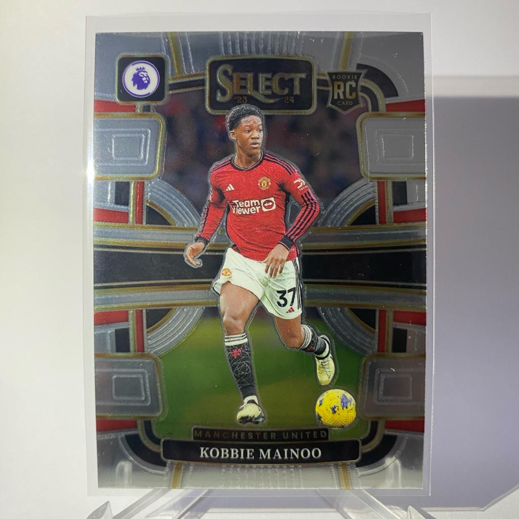 การ์ดนักกีฬาฟุตบอล KOBBIE MAINOO, RC, MANCHESTER UNITED, PANINI 2024