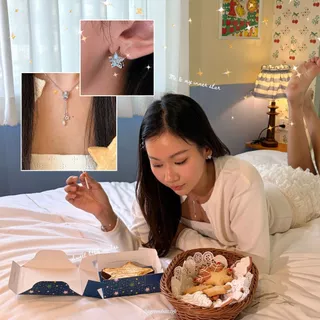 ต่างหู Inner Star Stud Earrings - The Green Box