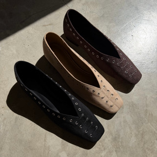 [Pre-order 20 days] WEAR.SOUL #S671-EdgeLine Eyelet Flats Sh…