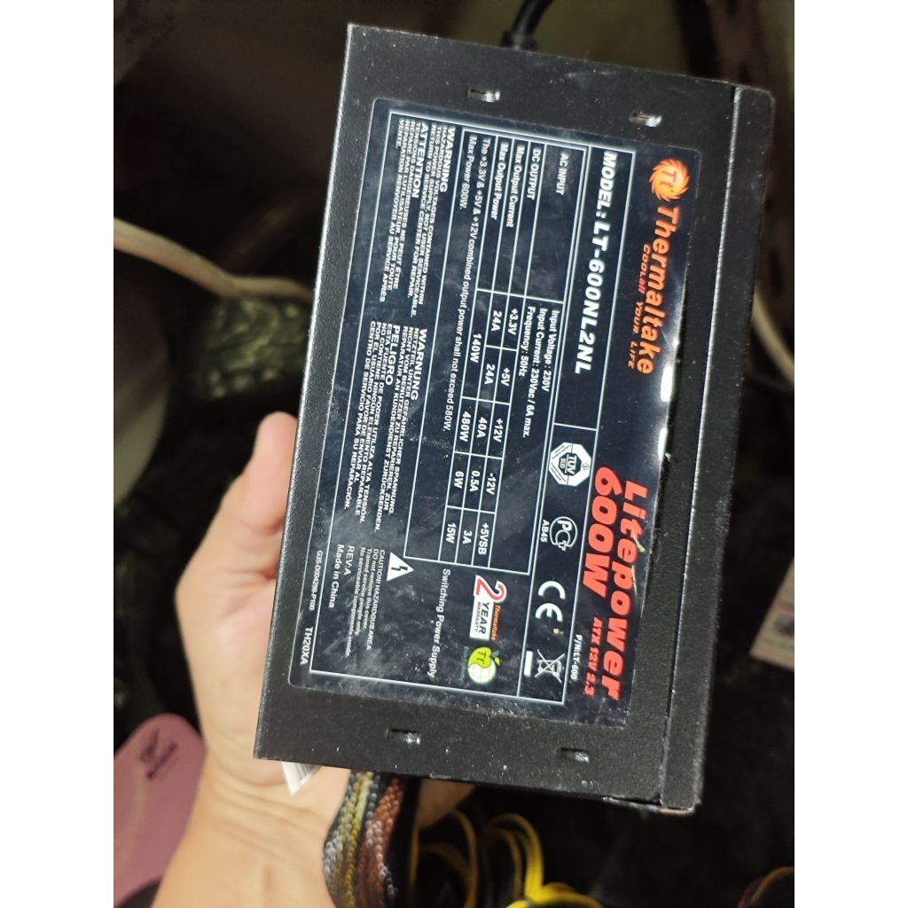 PSU Tt 600W ไม่มีกล่อง 
ไม่มีสาย AC
อาจจะมีริ้วรอยบ้าง