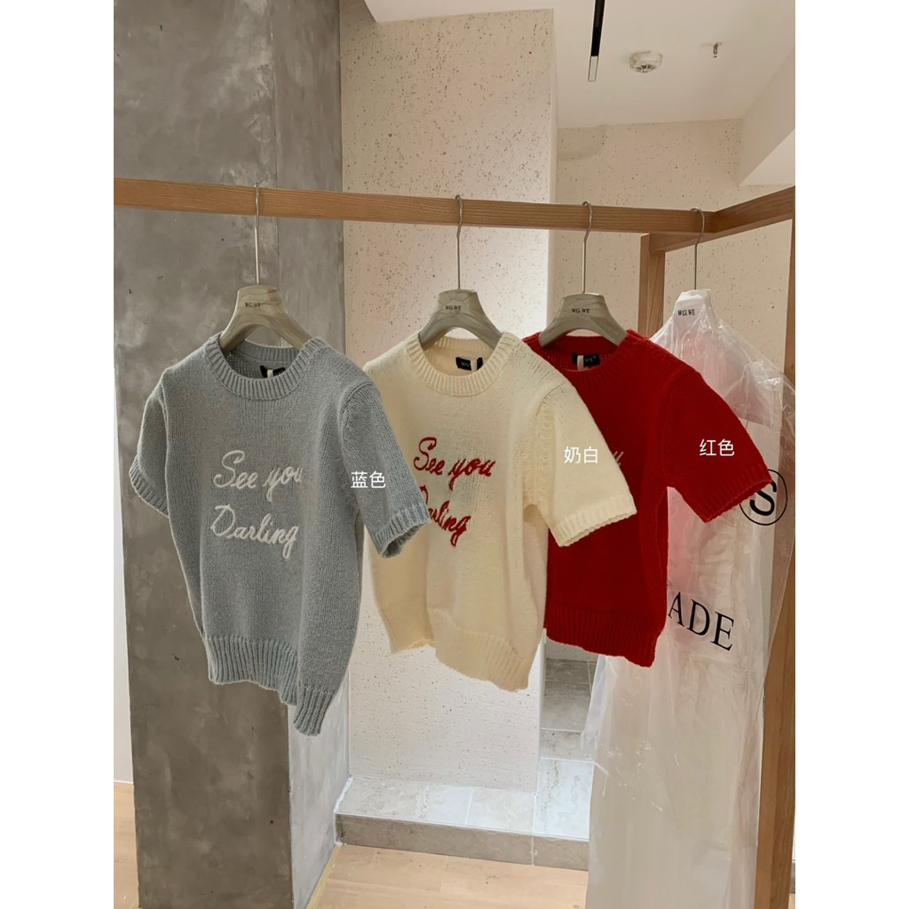 8371# เสื้อไหมพรมคอกลมแขนสั้น เนื้อผ้าไหมพรมอย่างดี ปักลายช่วงอก งานสวย  TAG:WG.WE 🇰🇷 - รูปที่ 2