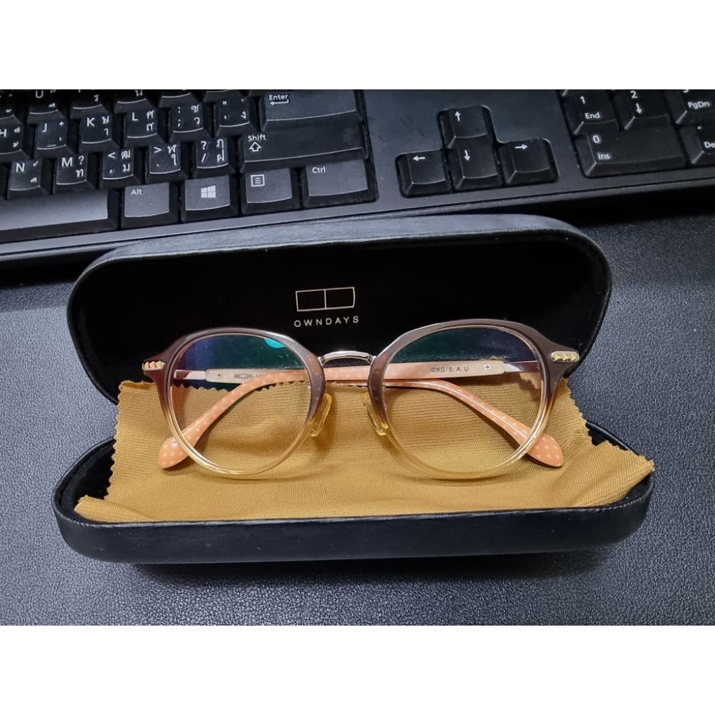 แว่นตา​ Owndays คอลเลคชั่น​พิเศษ กรอบอะซิ​เทต​ สีน้ำตาล​ ไล่ระดับ ทรงหยดน้ำ​ สวยงาม แข็งแรง​ เบา​ สบ