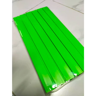 สันรูดพลาสติก หนา 22 มม. ขนาด A4 บรรจุ 12 อัน/แพ็ค