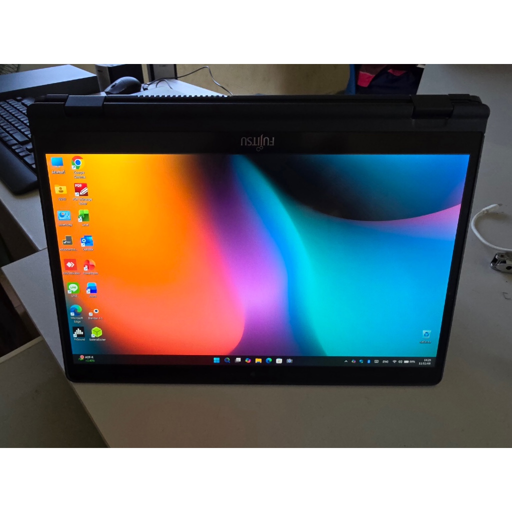 โน้ตบุค Fujitsu Lifebook U939X Flip 360