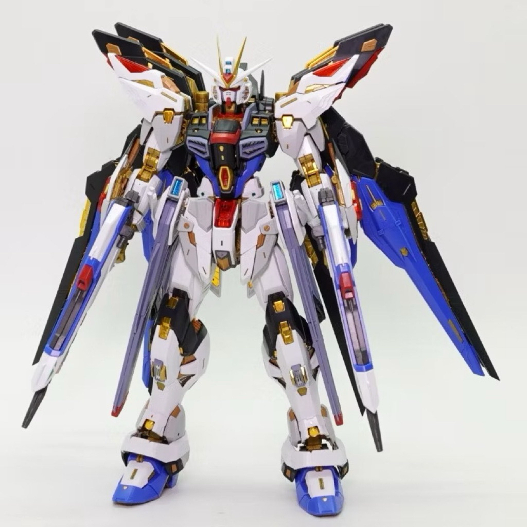 พร้อมส่ง MGEX Strike Freedom ZGMF-X20A [Xin Model]