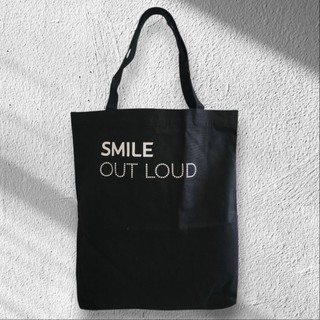 ถุงผ้าแคนวาส Smile Out Loud สีดำ