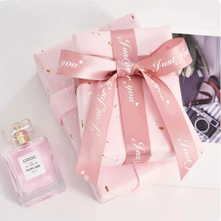 ริบบิ้นผ้าซาติน พิมพ์ลายตัวอักษร Just For You ขนาด 2.5 cm ริบบิ้นห่อช่อดอกไม้ ผูกกล่องของขวัญ ริบบิ้นพิมพ์ลาย DIY