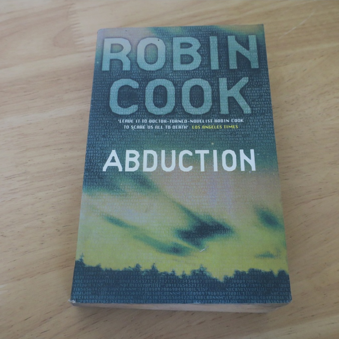 ABDUCTION - นิยายภาษาอังกฤษมือสอง(มีตำหนิ)