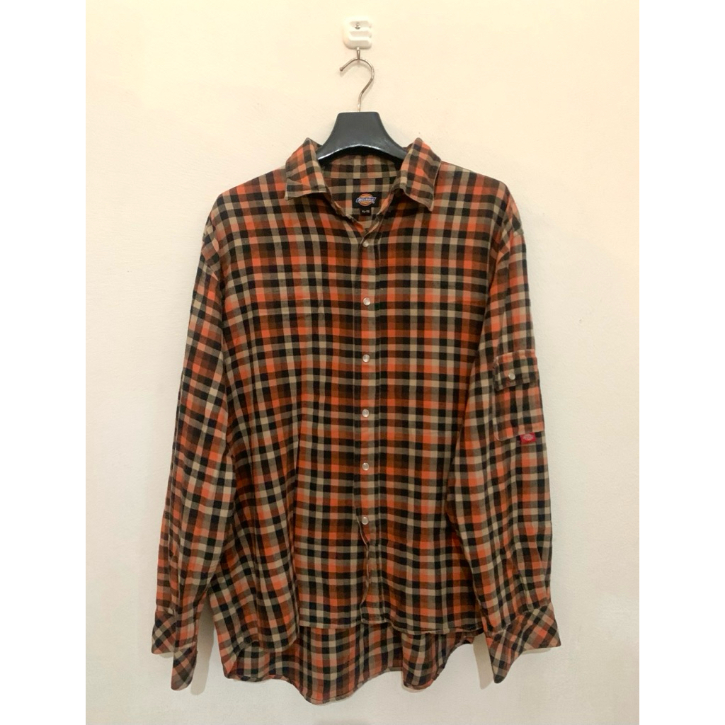 เสื้อเชิ้ตแขนยาว Dk Dickie