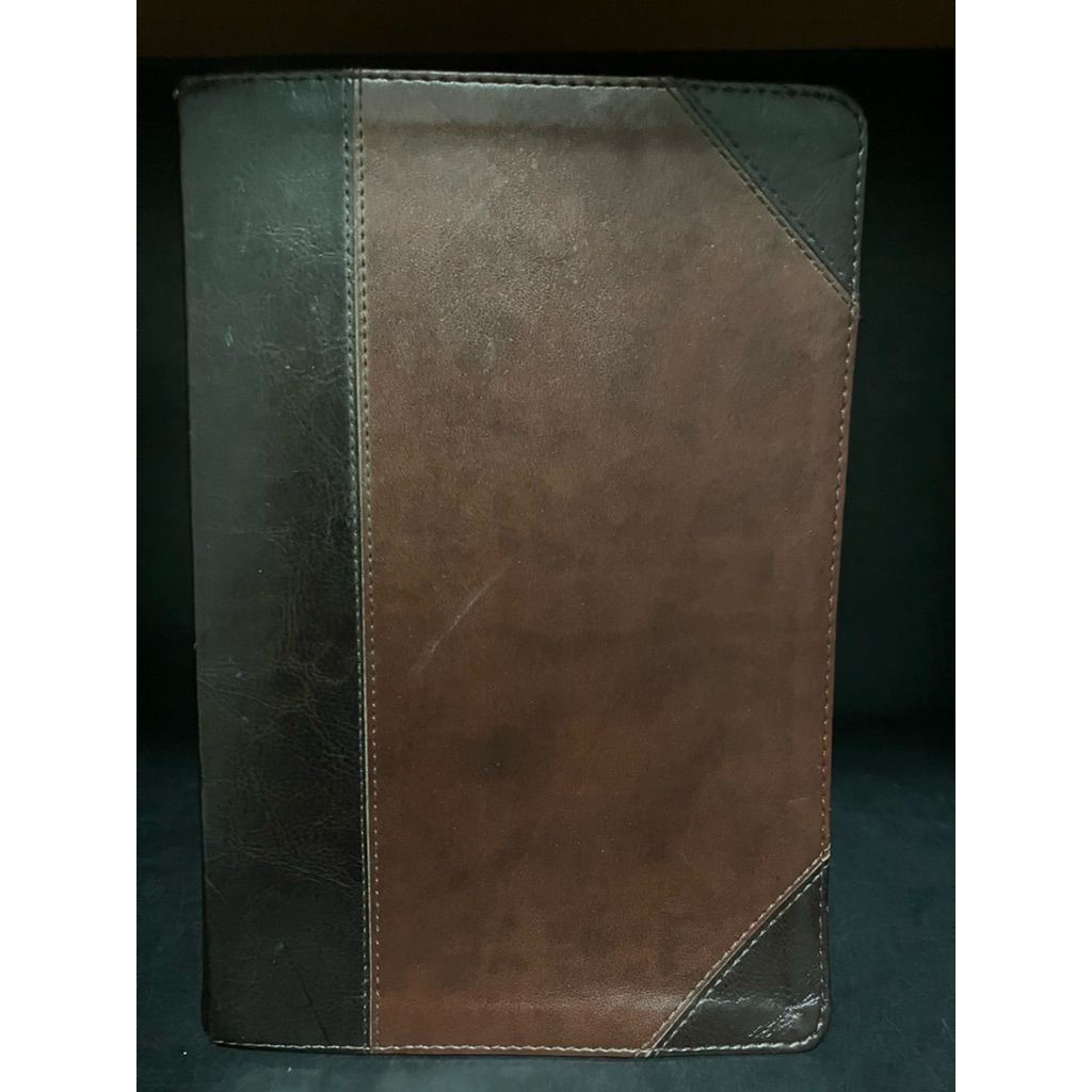 หนังสือมือสอง Used : English | Holy Bible: English Standard Version Gospel Transformation Bible