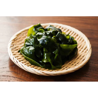 วากาเมะแห้ง 100g พร้อมส่ง ( 裙带菜100g ,海带 ) สาหร่าย วากาเมะ อาหารแห้ง