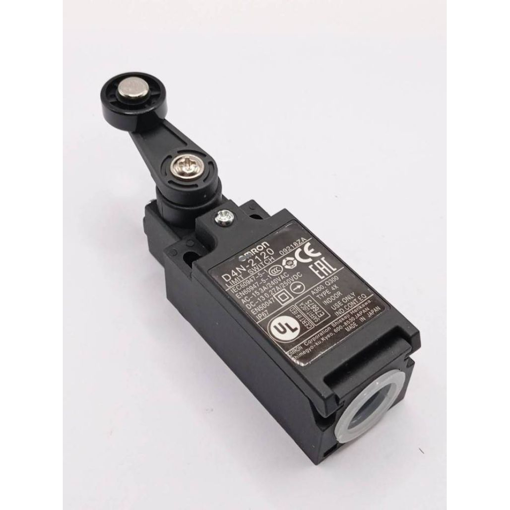 D4N-2120 D4N  Automation and Safety Limit Switches มีหน้าร้าน