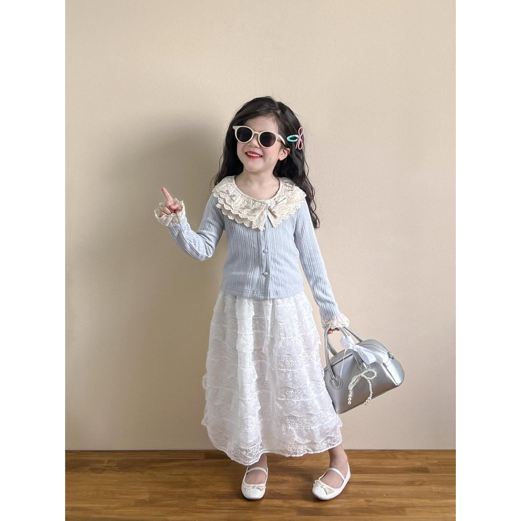 ชุดเซท 2 ชิ้น เสื้อแขนยาวแต่งฉลุ+ กระโปรงยาวแต่งฉลุลูกไม้ทั้งตัว งานแพง พร้อมส่ง