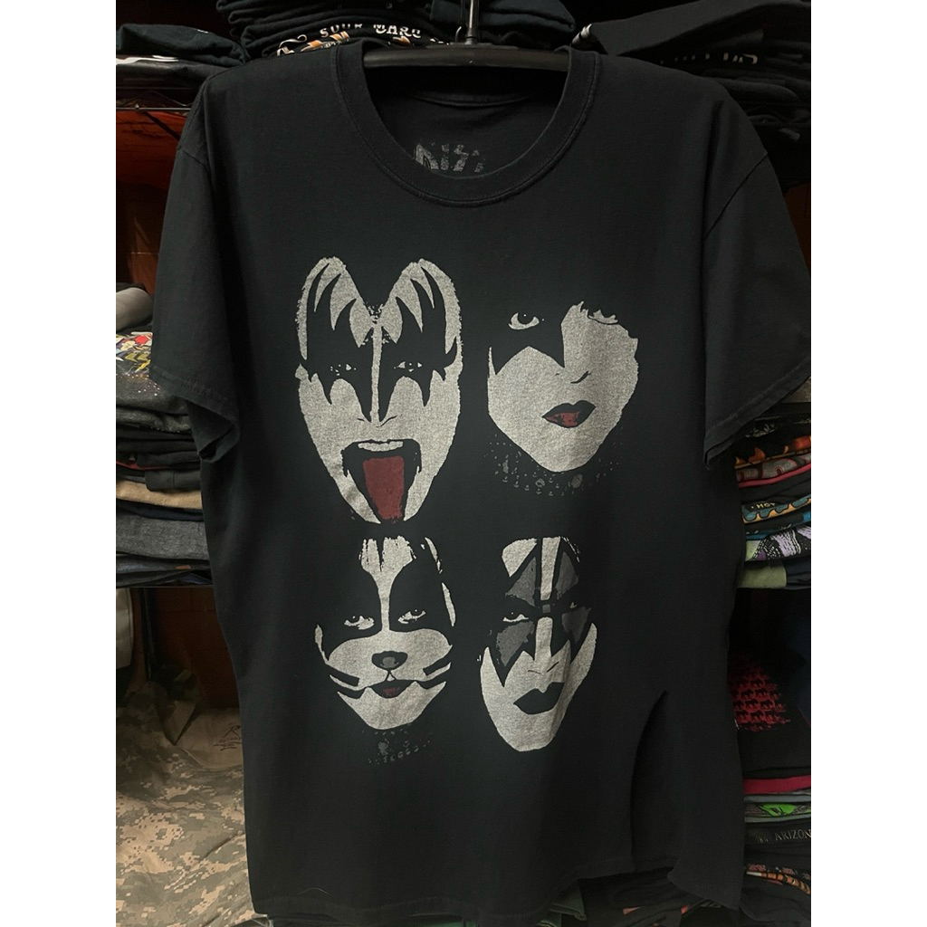 เสื้อยืดแนววินเทจ วง kiss 4หน้า