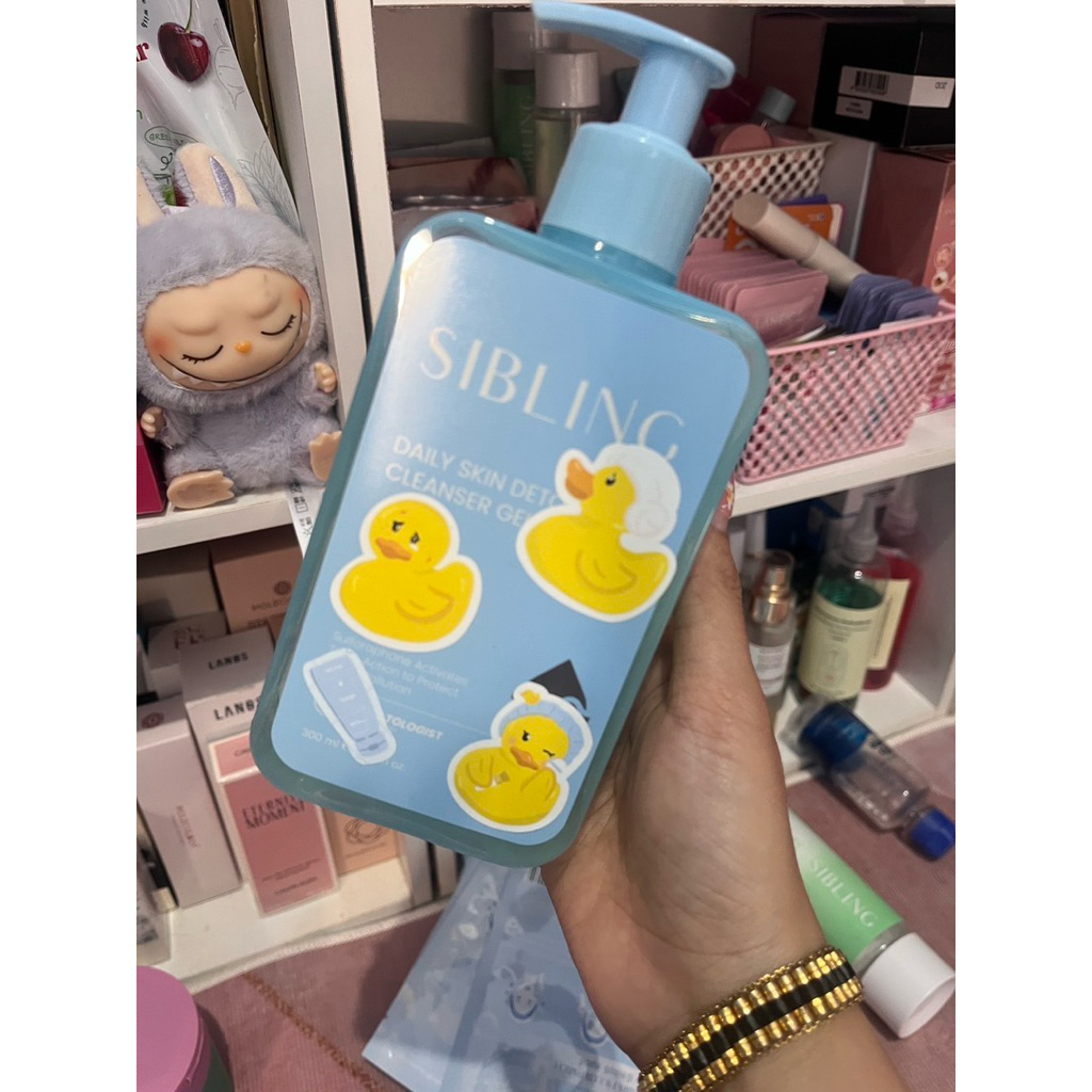 SIBLING Daily Skin Detox Gel Cleanser 300ml. | เจลล้างหน้าซิบบลิ้ง แบบขวด 300ml.
