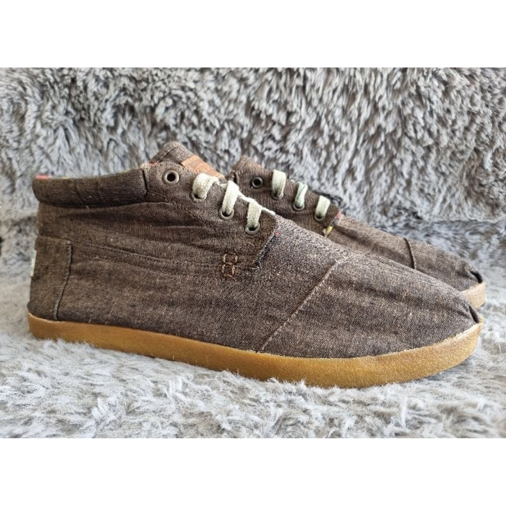 Toms Size 47 ยาว 31 cm (รองเท้ามือสอง)