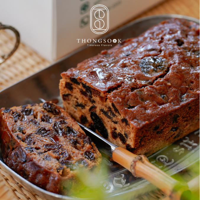 [500 กรัม] Fruitcake by Thongsook | Classic Topping Fruitcake | ชุ่มฉ่ำ หอมอร่อย วัตถุดิบพรีเมี่ยม