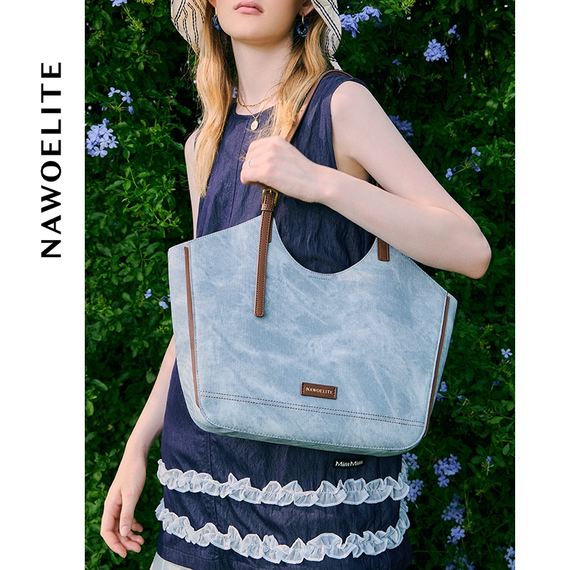 NAWOELITEBelle Bag พร้อมส่ง🇹🇭 กระเป๋าสะพายไหล่ความจุขนาดใหญ่ขนาดใหญ่ที่เรียบง่ายที่สามารถใส่แท็บเล็ตได้ กระเป๋า tote bag