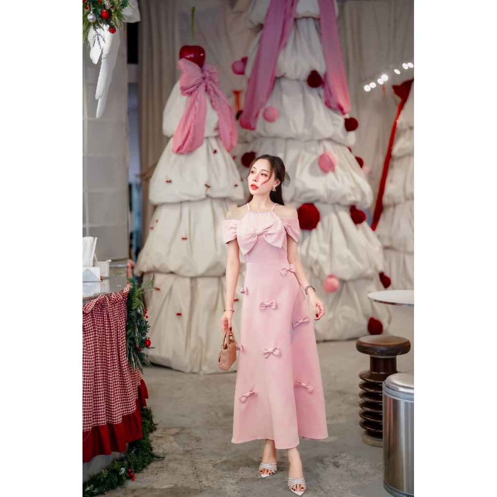 (ขายดี) เดรสยาว เดรสออกงาน แต่งโบว์หน้า อะไหล่แน่นๆ สวยมากๆ เดรสไปงานแต่ง สีชมพูนู๊ด งานป้าย thanyacha รูปที่ 9