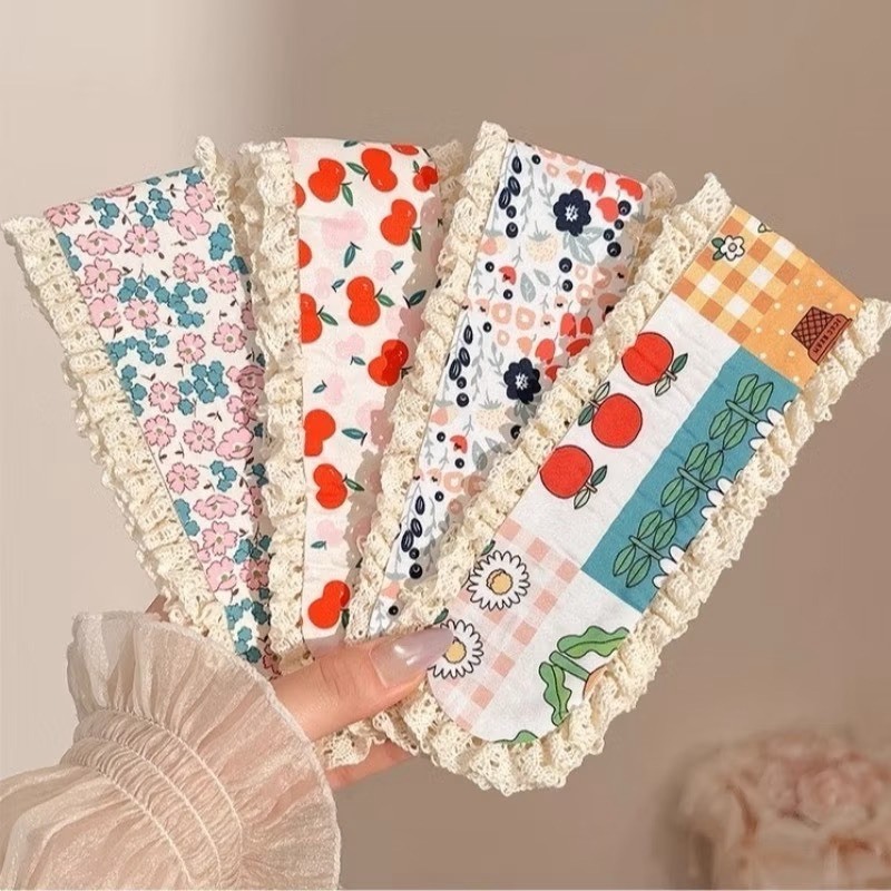 G217 แถบคาดศีรษะเกาหลีลายดอกไม้ น่ารัก เหนียวติดกระชับ ไม่หลุดง่าย ใช้งานง่าย พกพาสะดวก