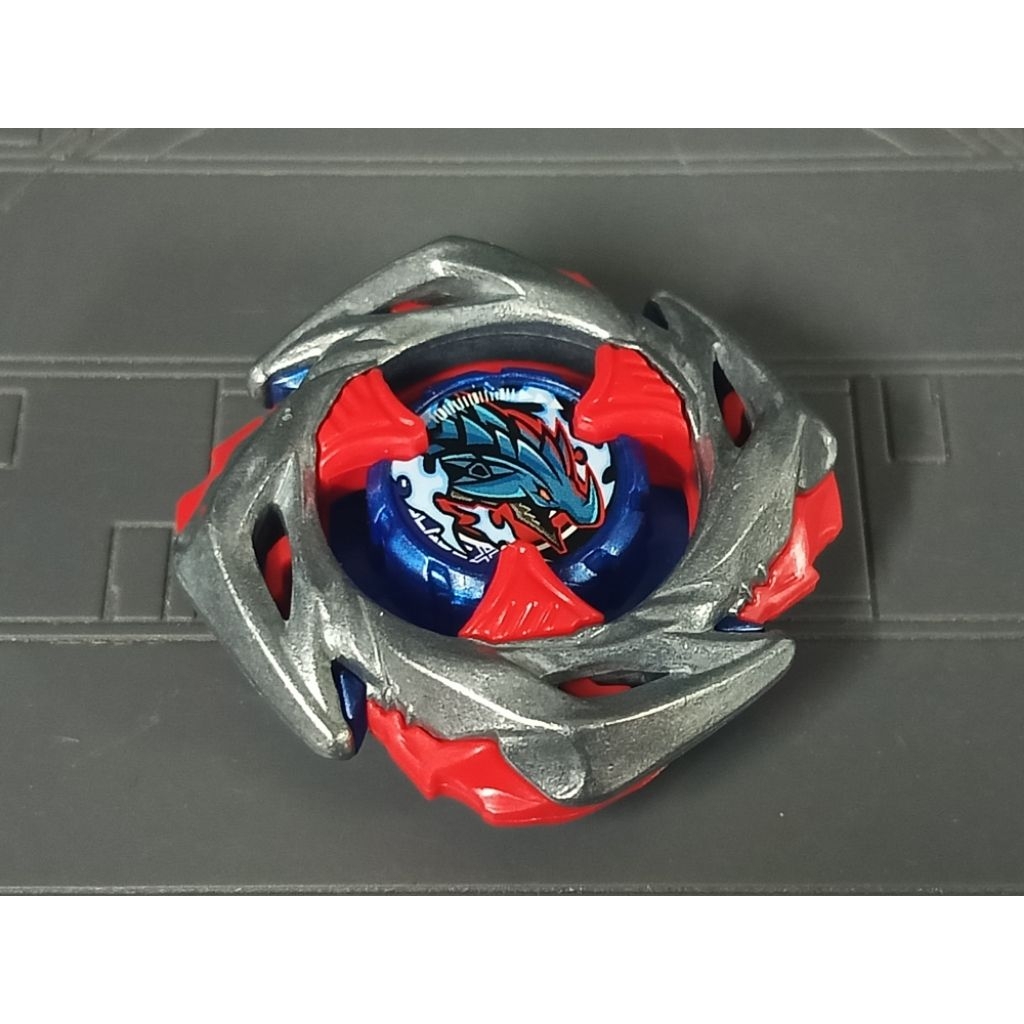 Beyblade X Blade UX-11 Impact Drake 
( ขายเฉพาะ เบลด ) ของแท้ มือหนึ่ง


