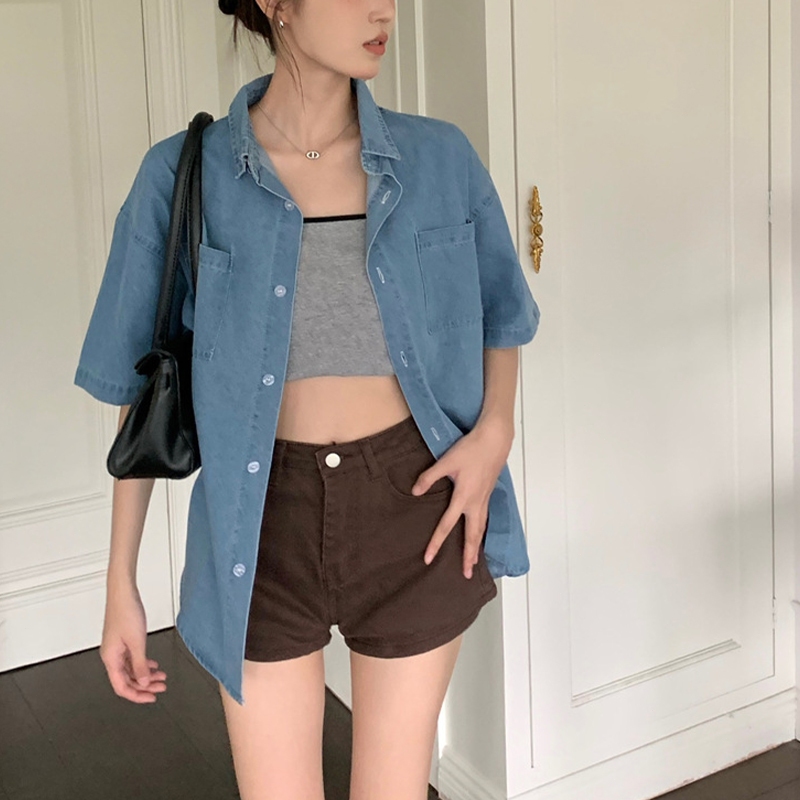 🔥【เตรียมส่ง】🔥เสื้อกระดุมแถวเดียวทรงหลวม เสื้อลำลองผู้หญิงดีไซน์บาง เสื้อเชิ้ตยีนส์แขนสั้น - รูปที่ 3