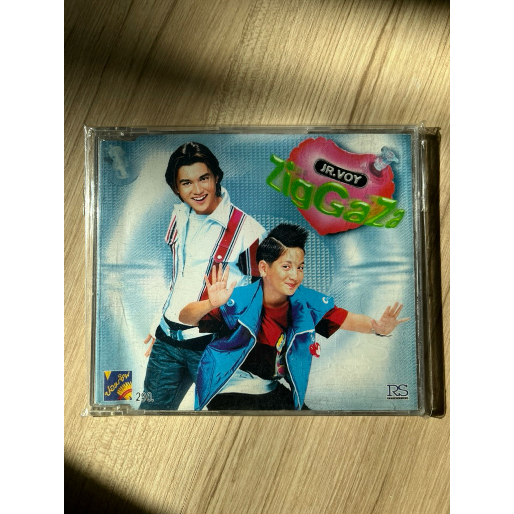 ซีดี เพลง cd audio แผ่นแท้                                 หายาก jr voy