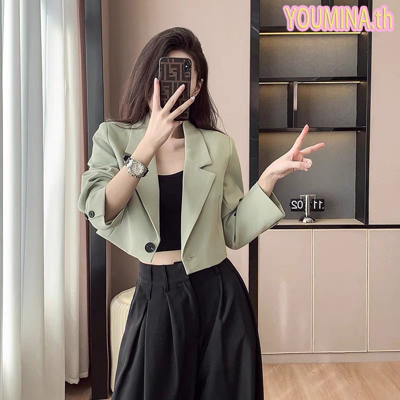 （COD）เสื้อเบลเซอร์สั้นสำหรับผู้หญิง เสื้อแจ็คเก็ตปกกว้างอเนกประสงค์ เสื้อสูทติดกระดุมสุดเก๋