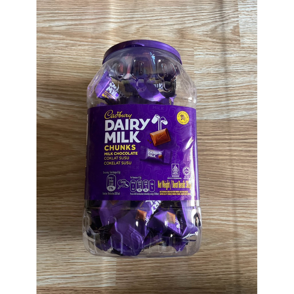 ช็อคโกแลต dairy milk แบบกระปุก 382กรัม