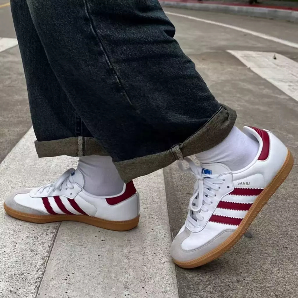 [ของแท้ 100%] Adidas รองเท้ากีฬา รองเท้าวิ่ง สำหรับผู้ชายและผู้หญิง รู้สึกสบาย