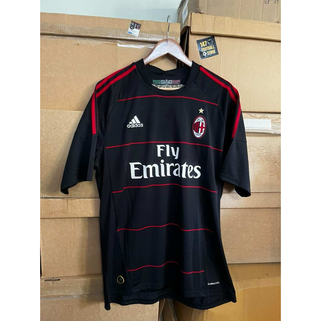 เสื้อสโมสรACMILAN2010/11THIRD
