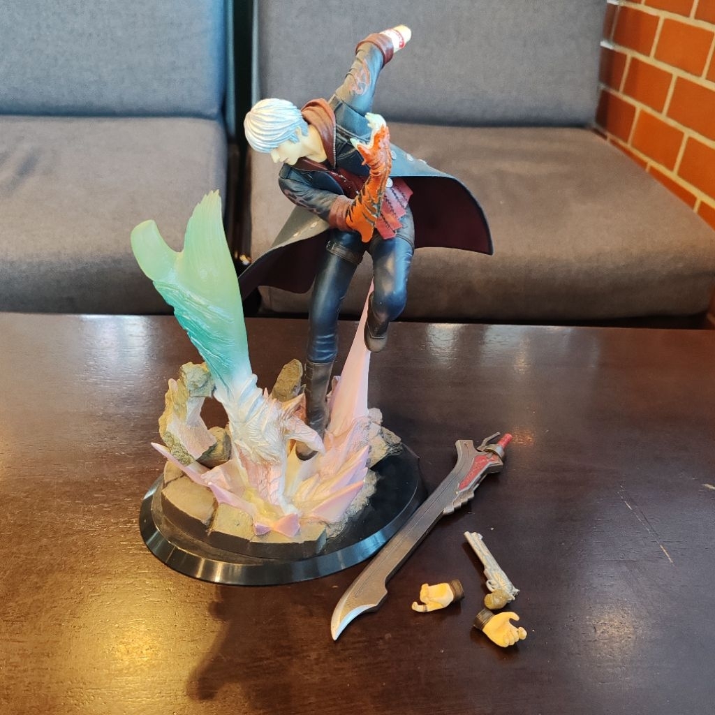 Devil May Cry 4
✔️มือ2

✔️ของแท้1000000%

✔️ส่งไวส่งจริง

#kotobukiya​ #DevilMayCry #ของเล่นของสะสม 