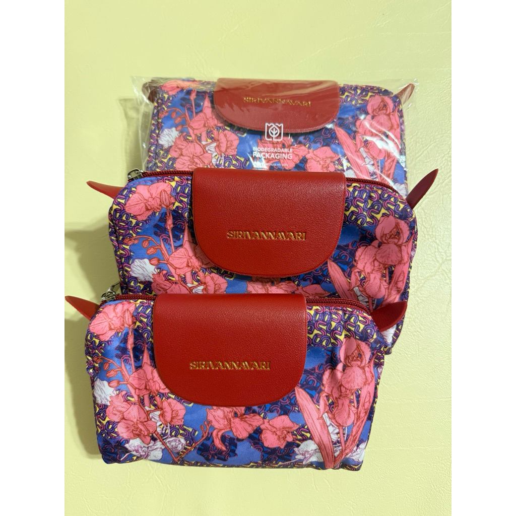 Jim Thomson Thai Airways Business Class Amenity Bag Kit  Sirivannavari กระเป๋าเครื่องสำอางค์ สายการบ