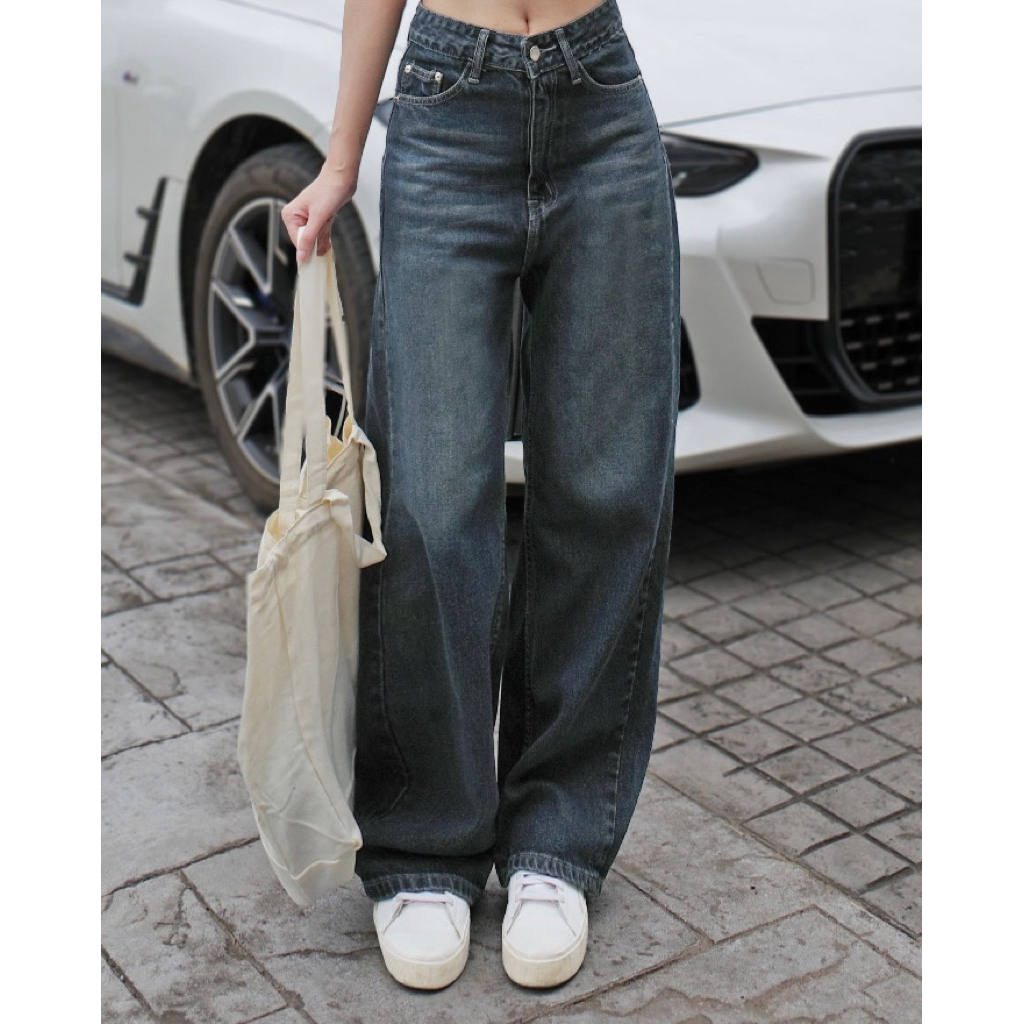 กางเกงยีนส์ขากระบอกใหญ่ สี Midnight แบรนด์ normal jeans👖