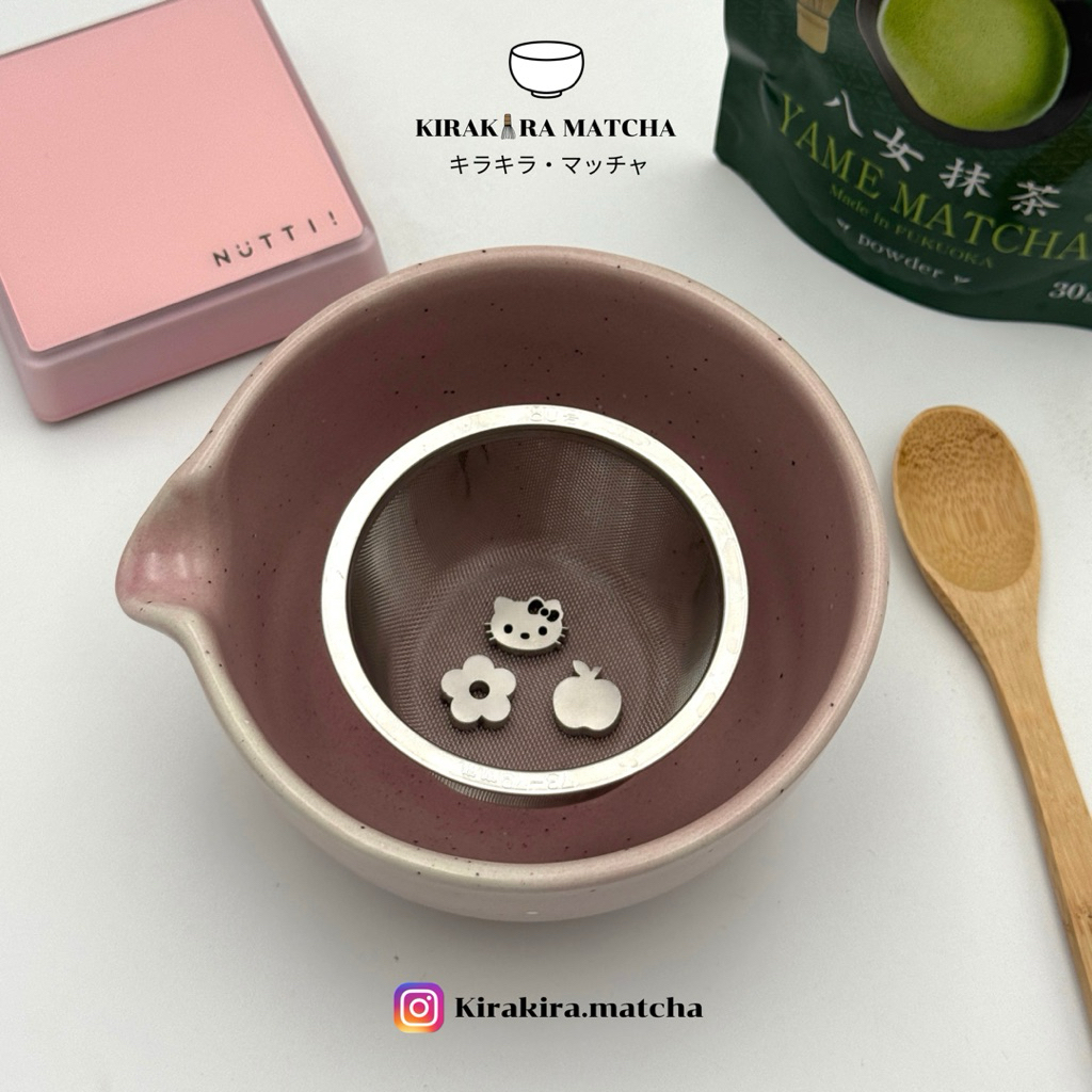 **รอบส่ง 28 พค** Hello Kitty / Micky Mouse  — Matcha Sifter Charm ลูกเหล็กร่อนผงมัทฉะ